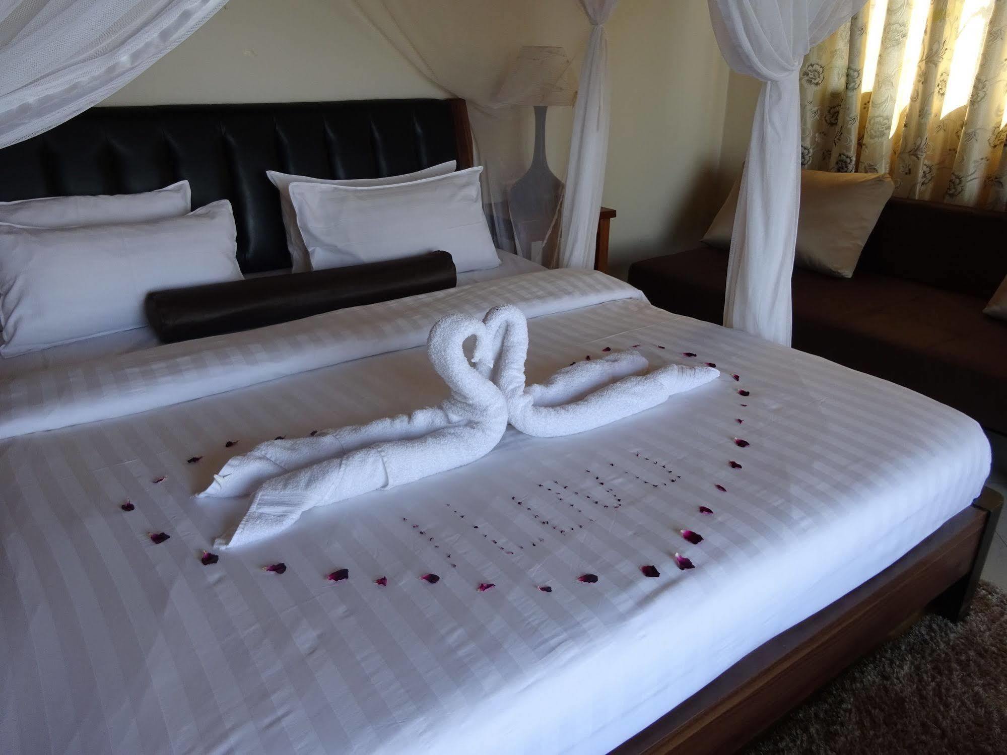 סיאבונגה Lake Kariba Inns מראה חיצוני תמונה